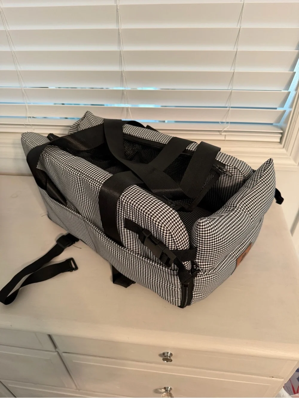 Dog Purse Car Seat for Center Console/Pet Carrier or Sofa Seat Sm-Med 18 lbs New